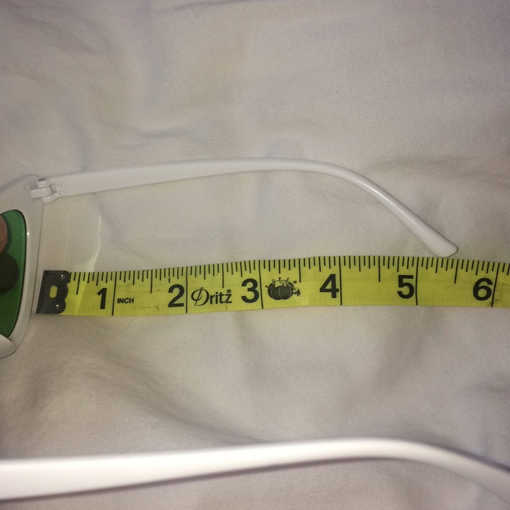 Cat Eyes Fashion Sunglasses *NEW* - Picture 5 of 6